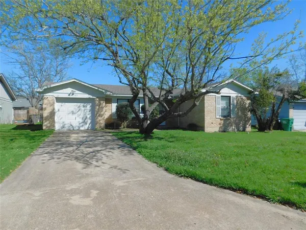 $1,495 | 1705 White Oak Court, Denton, TX 76209