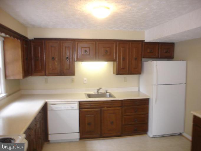 13309 Lydia Street Silver Spring, MD 20906 - Photo 14 of 19 Kitchen #2