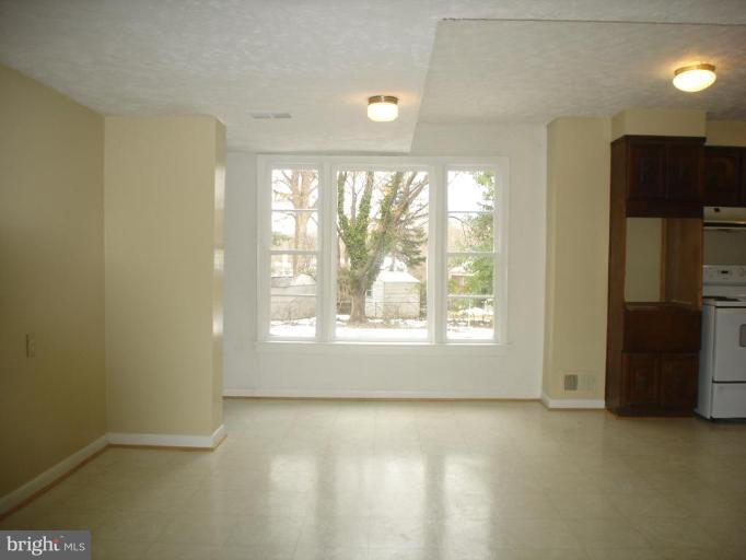 13309 Lydia Street Silver Spring, MD 20906 - Photo 18 of 19 Kitchen #3