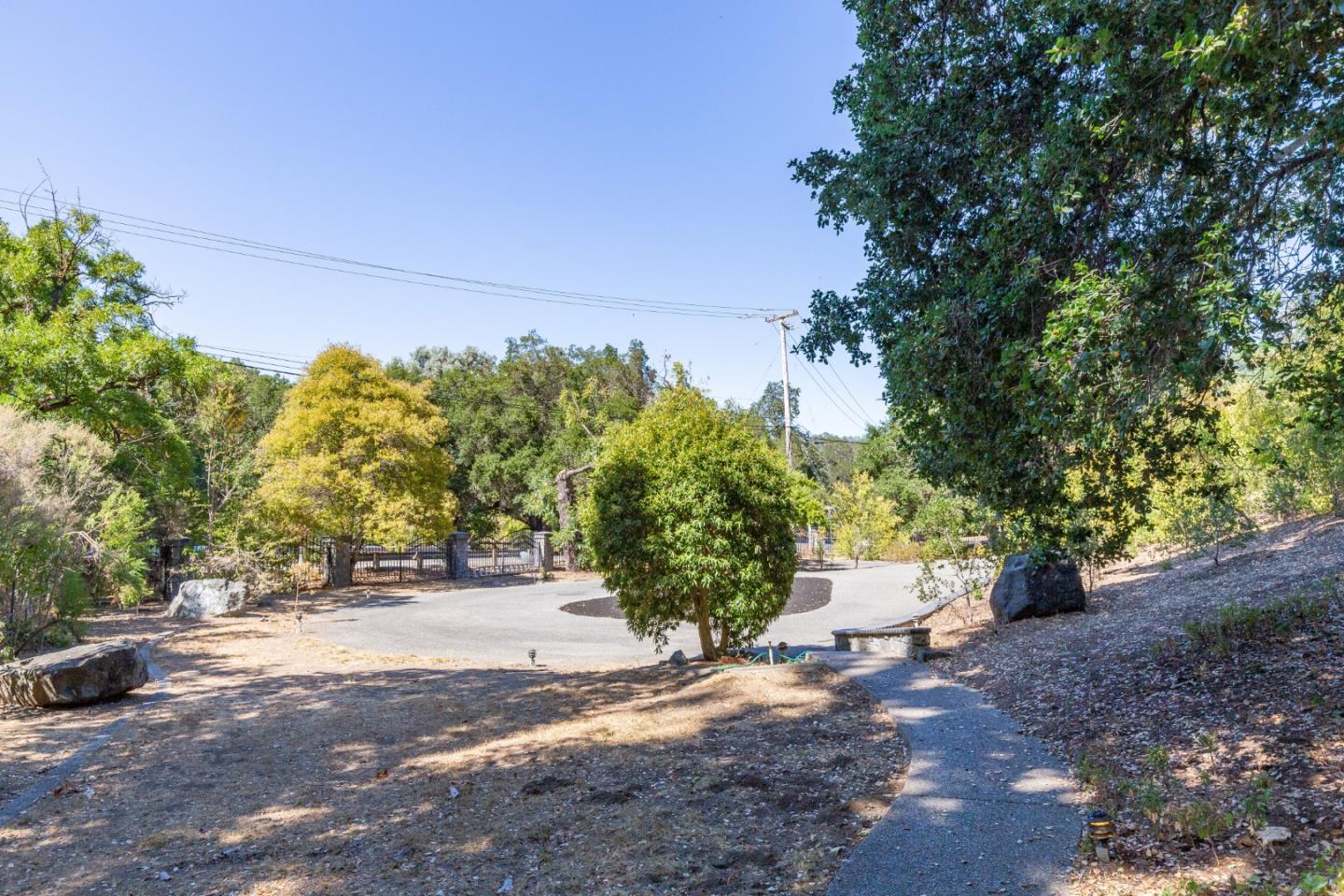 18540 Bicknell Road Monte Sereno, CA 95030 - Photo 50 of 51 a view of a yard with plants and trees