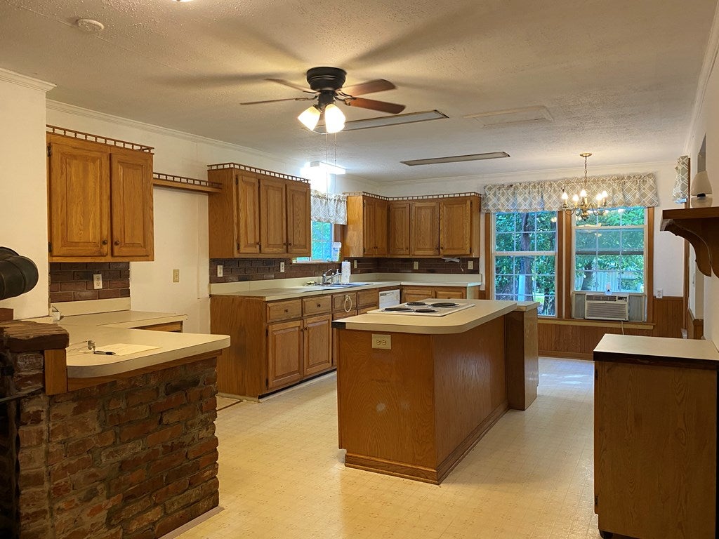5136 South Hill Road Kenbridge, VA 23944 - Photo 18 of 30 Gallery Image 18