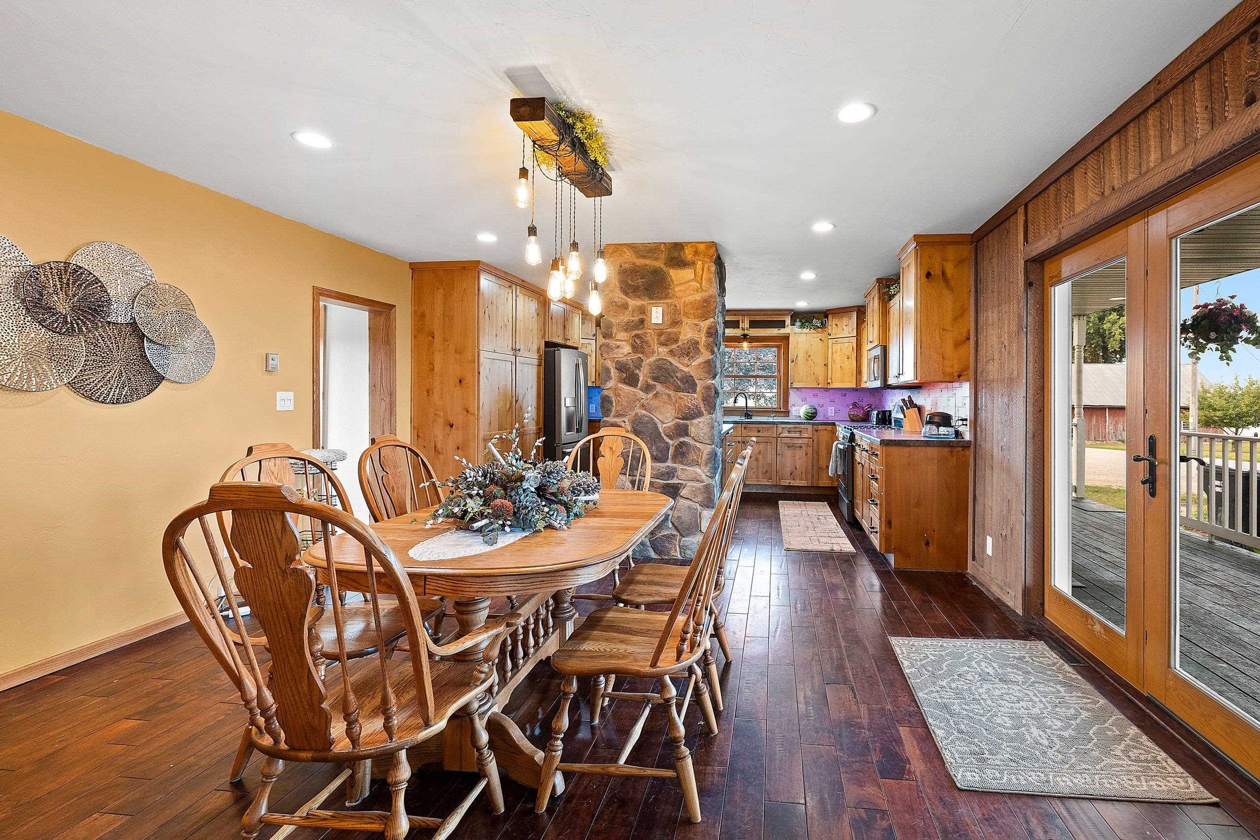 N5951 Division Road Cecil, WI 54111 - Photo 12 of 90 Gallery Image 12