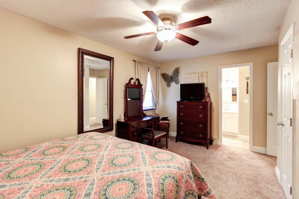 3409 Wexgate Road Knoxville, TN 37931 - Photo 12 of 23 IMG_2701_2_3Natural