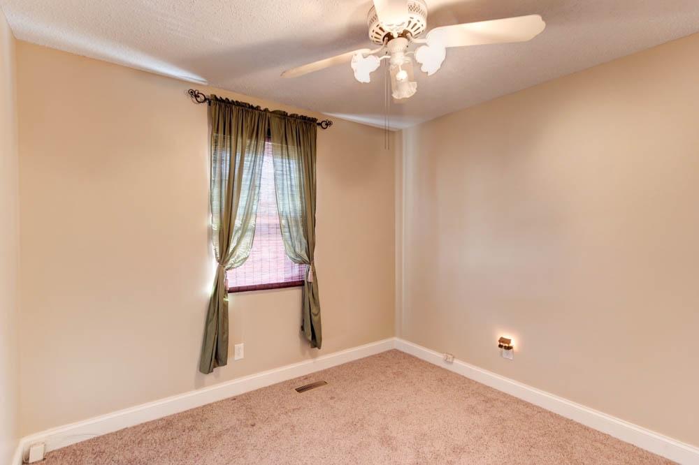 3409 Wexgate Road Knoxville, TN 37931 - Photo 14 of 23 IMG_2680_1_2Natural