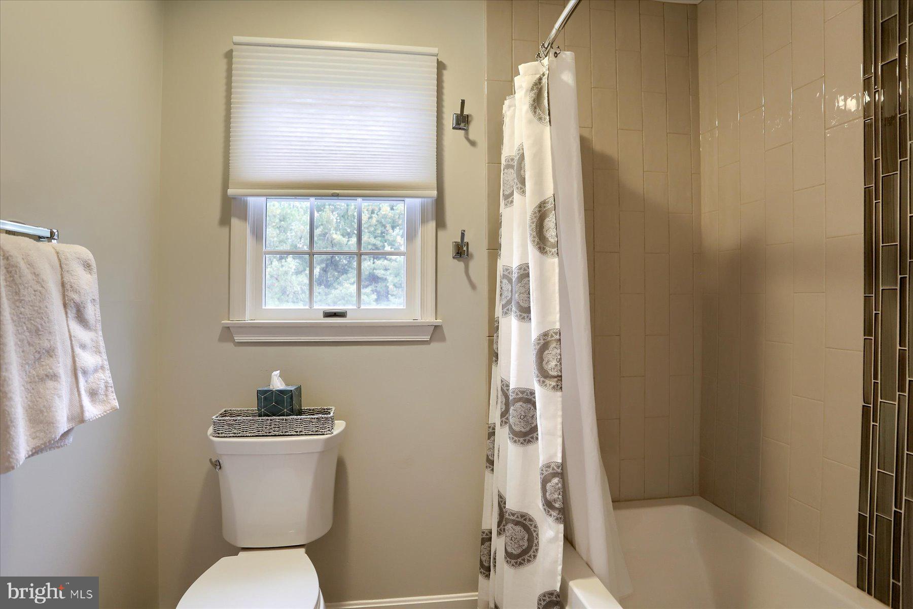 4209 Little Run Road Harrisburg, PA 17110 - Photo 25 of 47 Full Bath