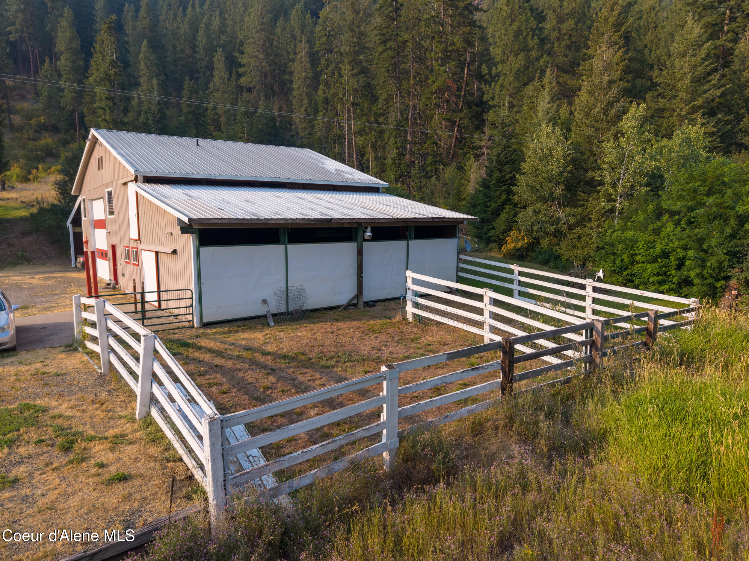 134 Deep Creek Road St. Maries, ID 83861 - Photo 37 of 62 Horse Stables