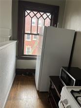 71 North Euclid Avenue, Unit 3 Pittsburgh, PA 15202 - Photo 12 of 18 a room with a window