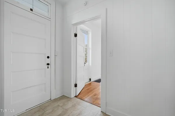 $899,999 | 243 Mason Place Northwest, Abingdon, VA 24210