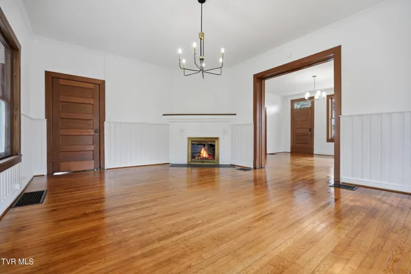 $899,999 | 243 Mason Place Northwest, Abingdon, VA 24210