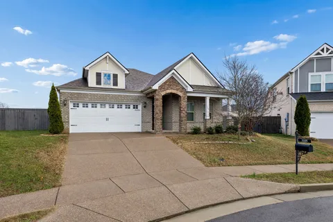 $525,000 | 5105 Helmsdale Court, Hermitage, TN 37076