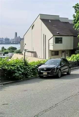 $110,000 | 0 Bronx River Avenue | Bronx River