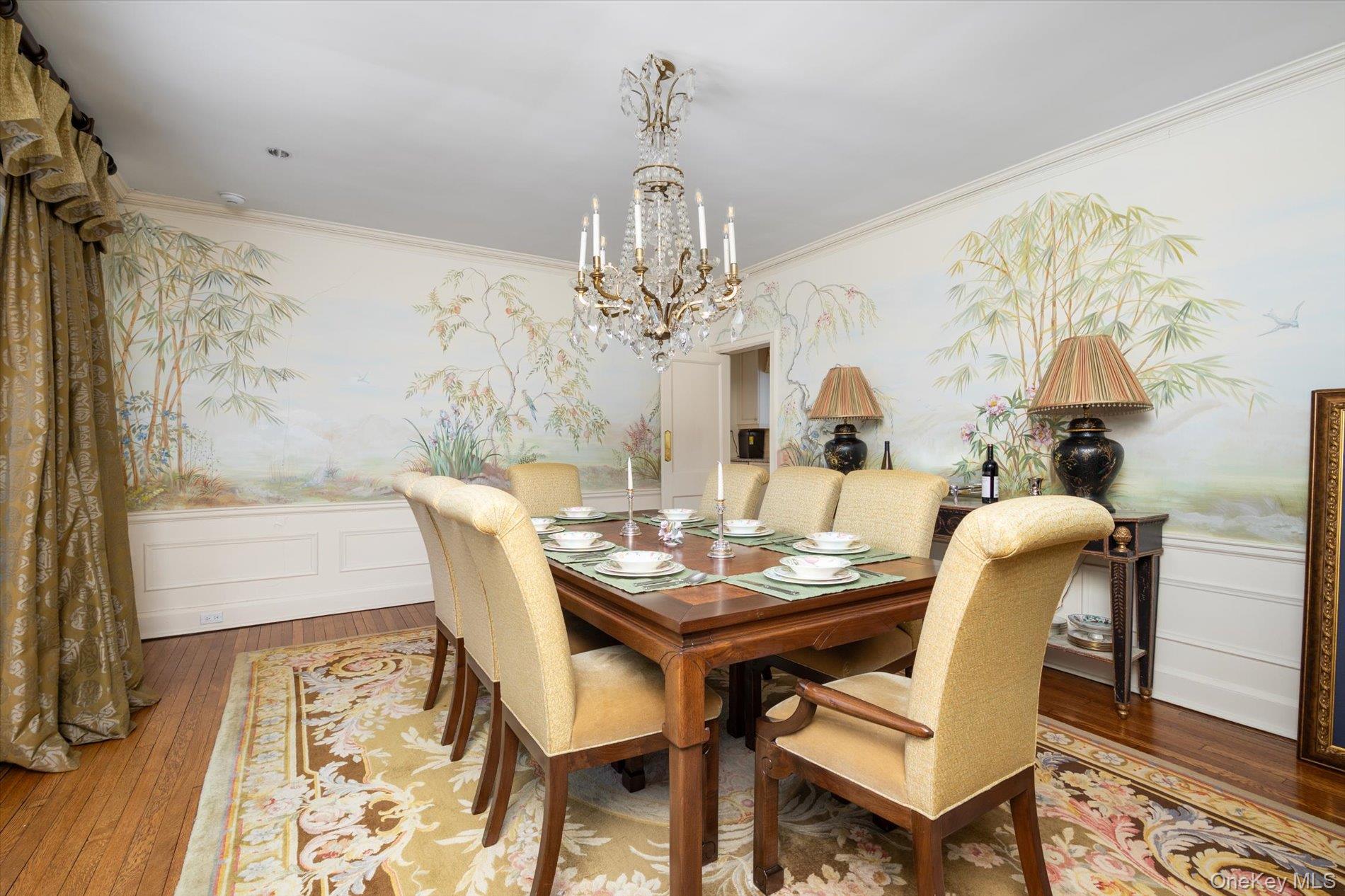 19 Amherst Road Great Neck, NY 11021 - Photo 12 of 28 Formal with hardwood floors