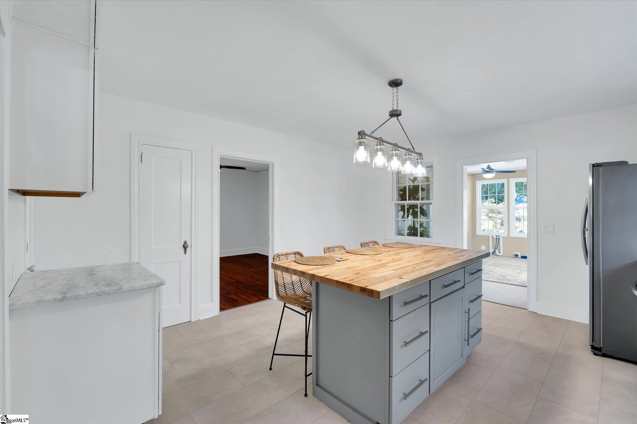 903 North A Street Easley, SC 29640 - Photo 9 of 45