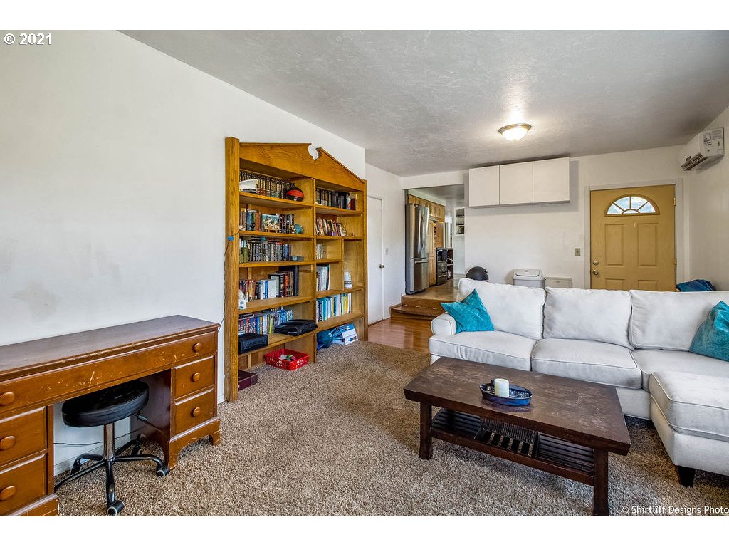 1540 Santa Rosa Street Eugene, OR 97404 - Photo 11 of 27 Gallery Image 11