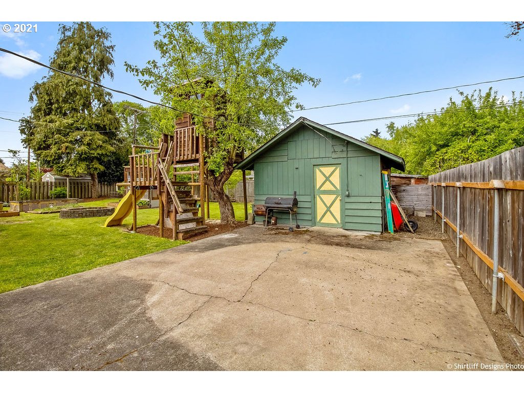 1540 Santa Rosa Street Eugene, OR 97404 - Photo 25 of 27 Gallery Image 25