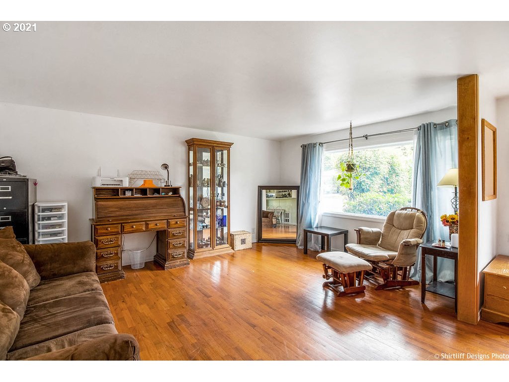 1540 Santa Rosa Street Eugene, OR 97404 - Photo 5 of 27 Gallery Image 5