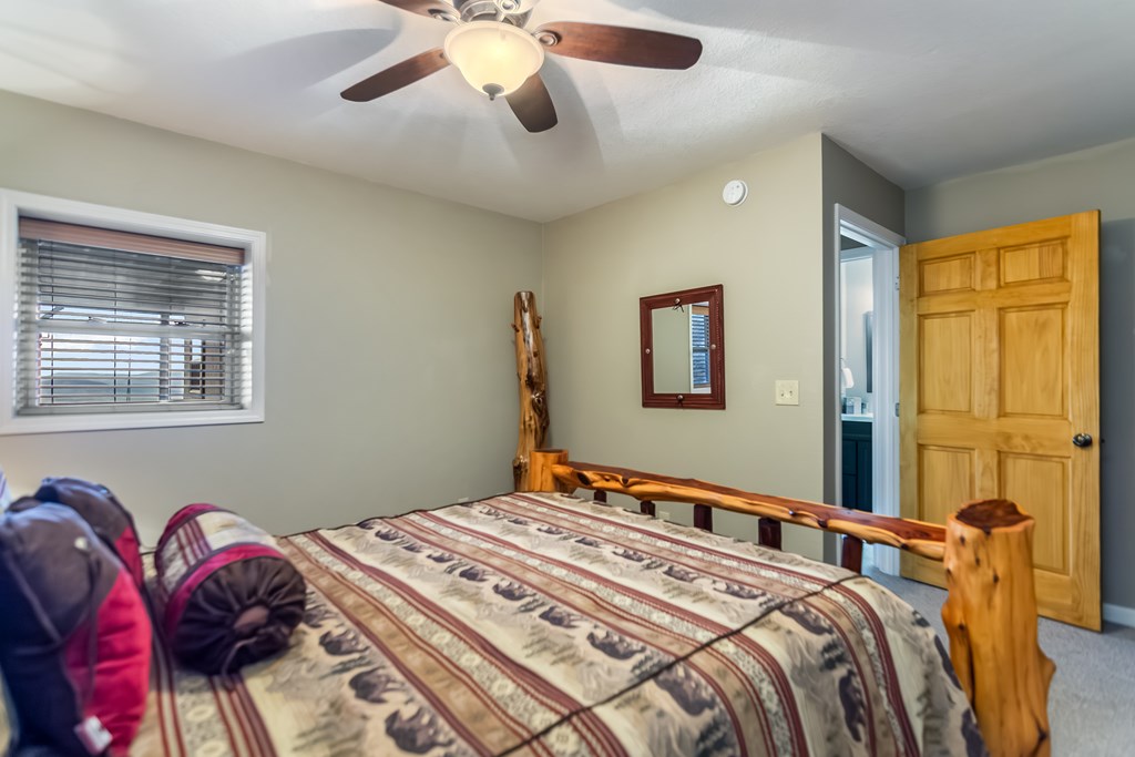 62 Trophy Buck Point Murphy, NC 28906 - Photo 32 of 46 a bedroom with bed and a window