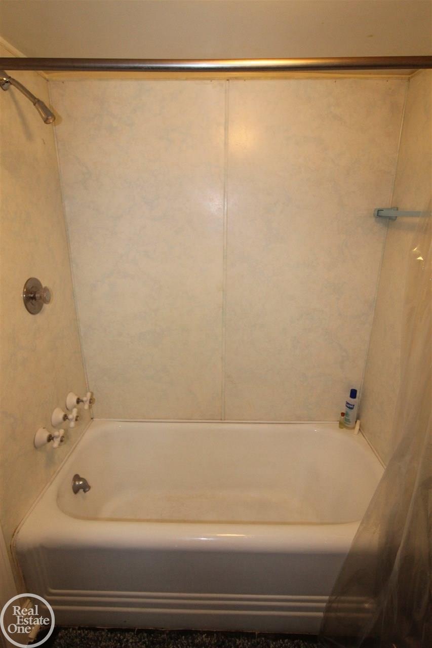 705 Trombley Road Grosse Pointe Park, MI 48230 - Photo 45 of 54