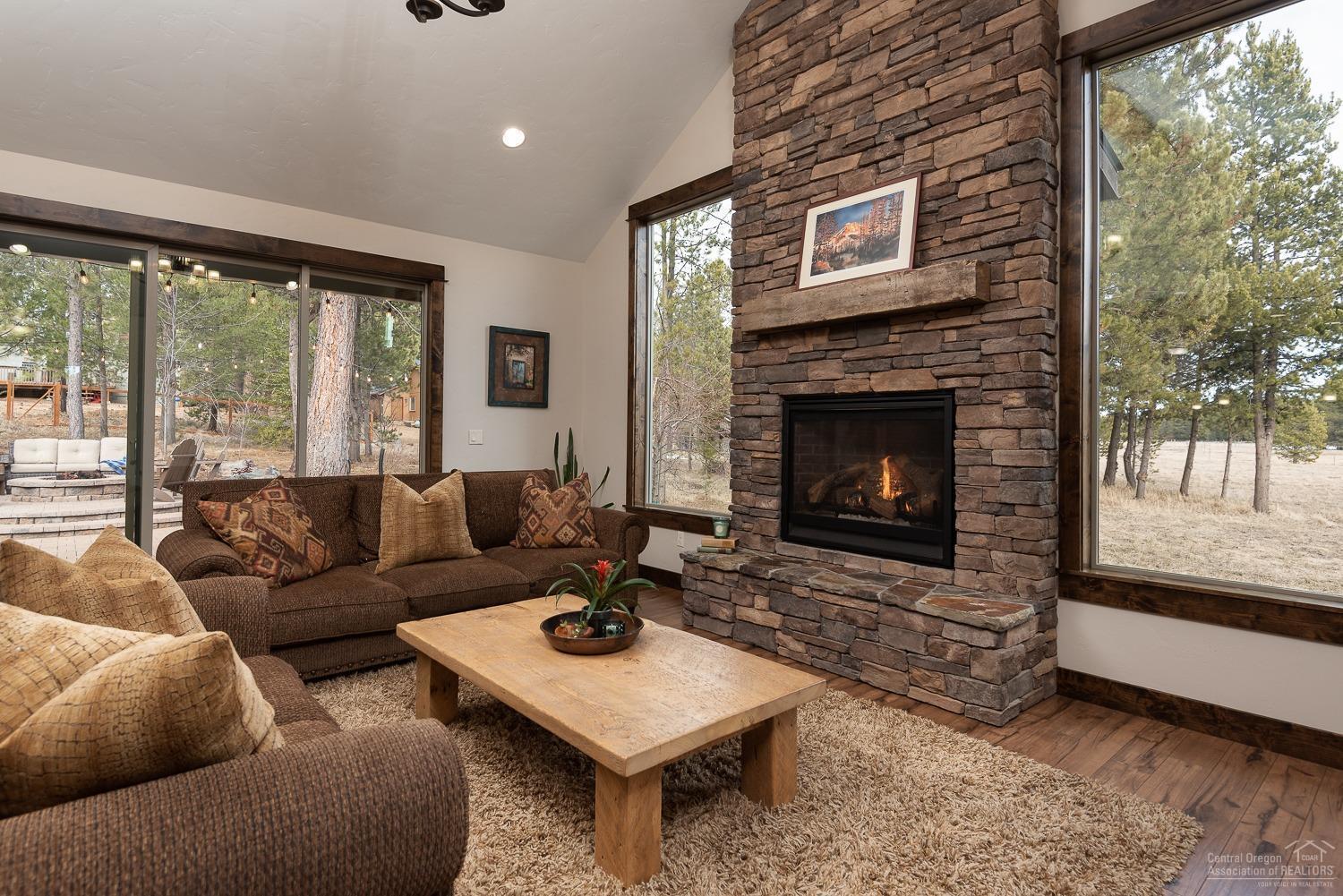 16878 Fontana Road Bend, OR 97707 - Photo 5 of 25 Additional Photo