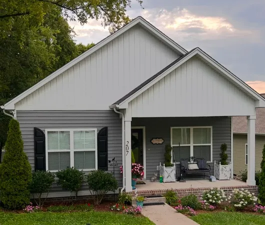 $379,000 | 207 North Walnut Street, Springfield, TN 37172