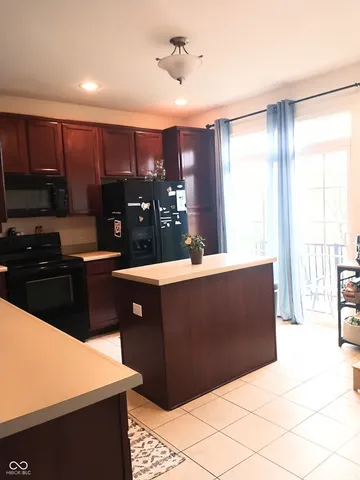 $2,150 | 11515 Reagan Drive, Fishers, IN 46038