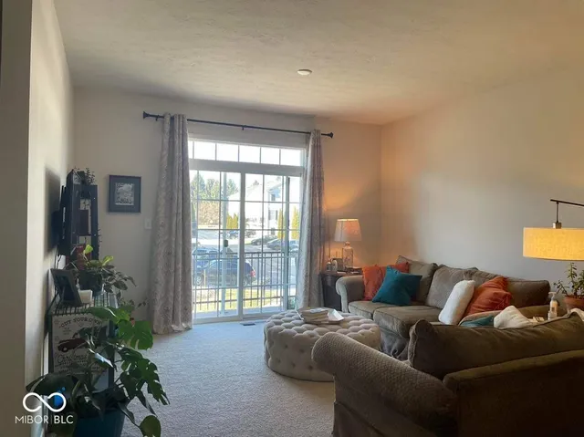 $2,150 | 11515 Reagan Drive, Fishers, IN 46038