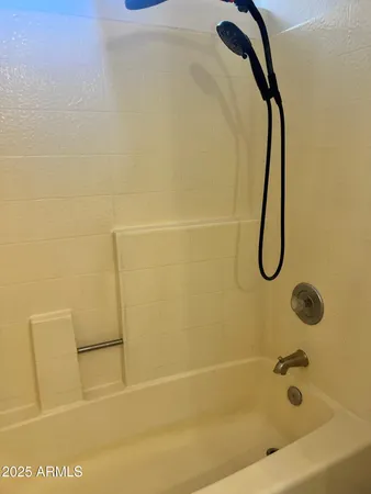 $1,700 | 1633 East Lakeside Drive, Unit 17, Gilbert, AZ 85234