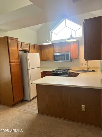 $1,700 | 1633 East Lakeside Drive, Unit 17, Gilbert, AZ 85234