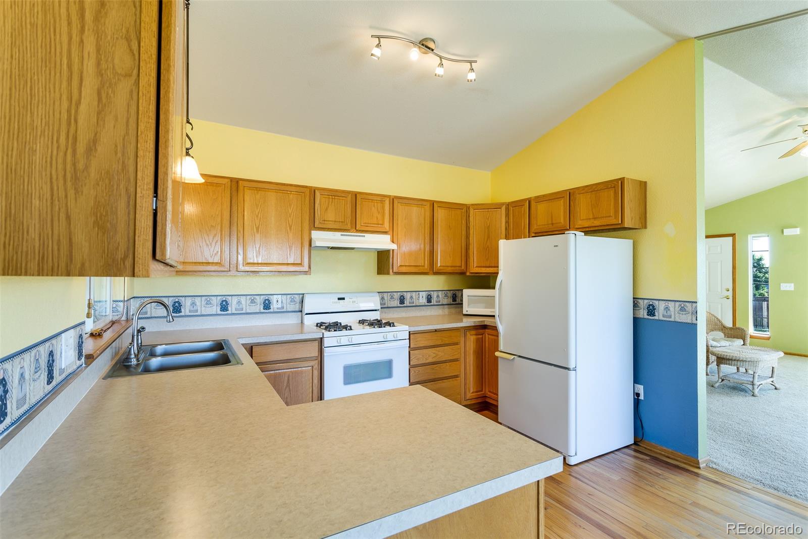 34082 Prairie Loop Elizabeth, CO 80107 - Photo 4 of 27 Gallery Image 4