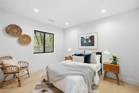 $2,799,000 | 4221 Sunnyside Avenue, Los Angeles, CA 90066