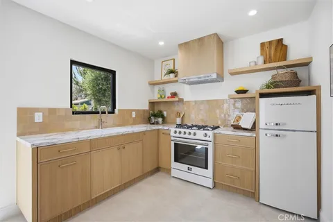 $2,799,000 | 4221 Sunnyside Avenue, Los Angeles, CA 90066