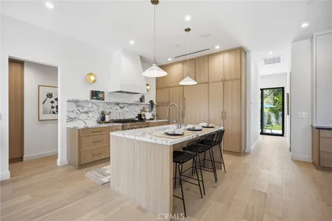 $2,799,000 | 4221 Sunnyside Avenue, Los Angeles, CA 90066