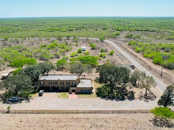 $385,000 | 1427 E Creek, Premont, TX 78375
