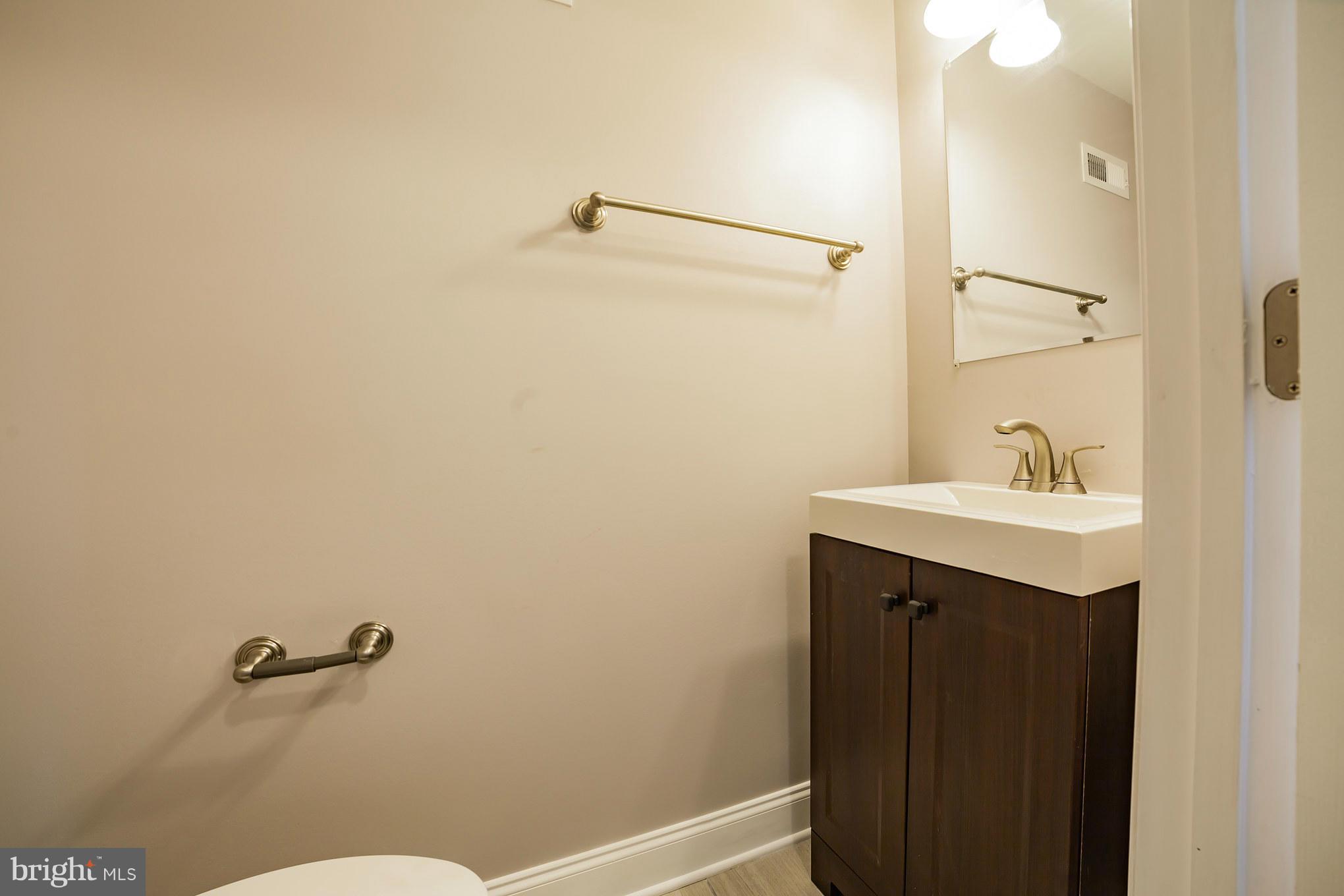 3301 Lineboro Road Manchester, MD 21102 - Photo 20 of 21 Bath