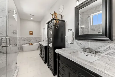 $639,900 | 734 Yale Street, Unit A, Houston, TX 77007