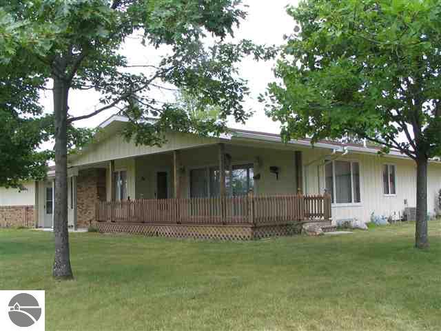 10385 45 Road Cadillac, MI 49601 - Photo 12 of 15 1719077-11.JPG