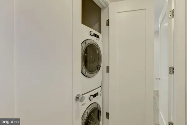 $3,495 | 4008 Edmunds Street Northwest, Unit 6, Washington, DC 20007