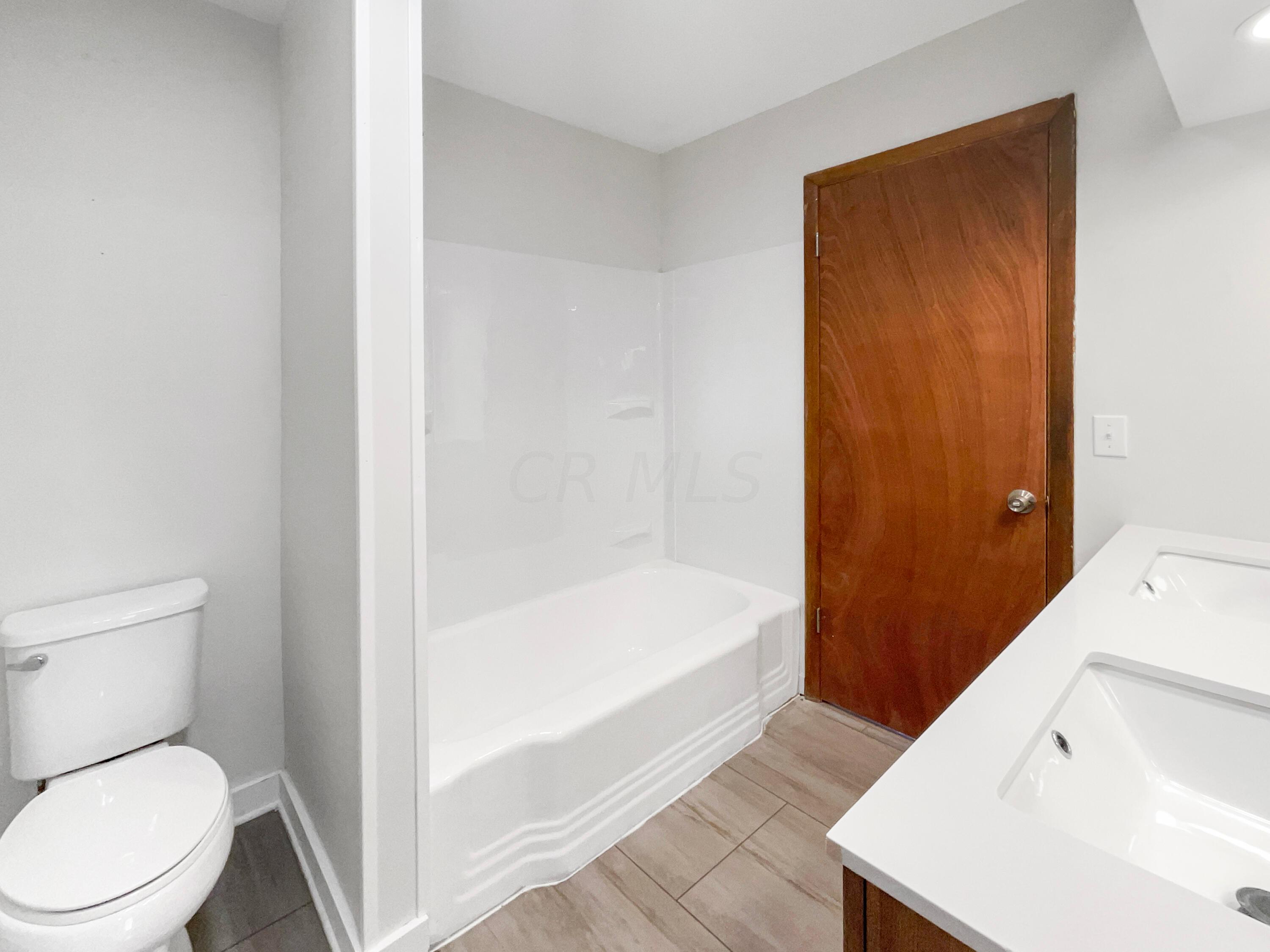 1231 Medford Road Columbus, OH 43209 - Photo 18 of 26 listing_14