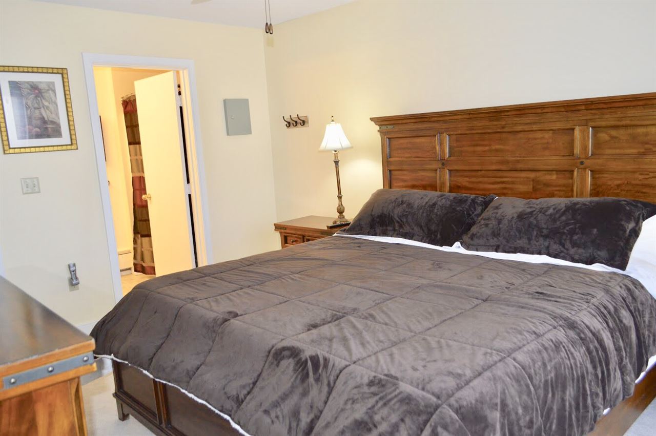 5 R Northbrook Village Road, Unit A34 West Dover, VT 05356 - Photo 11 of 20 Gallery Image 11