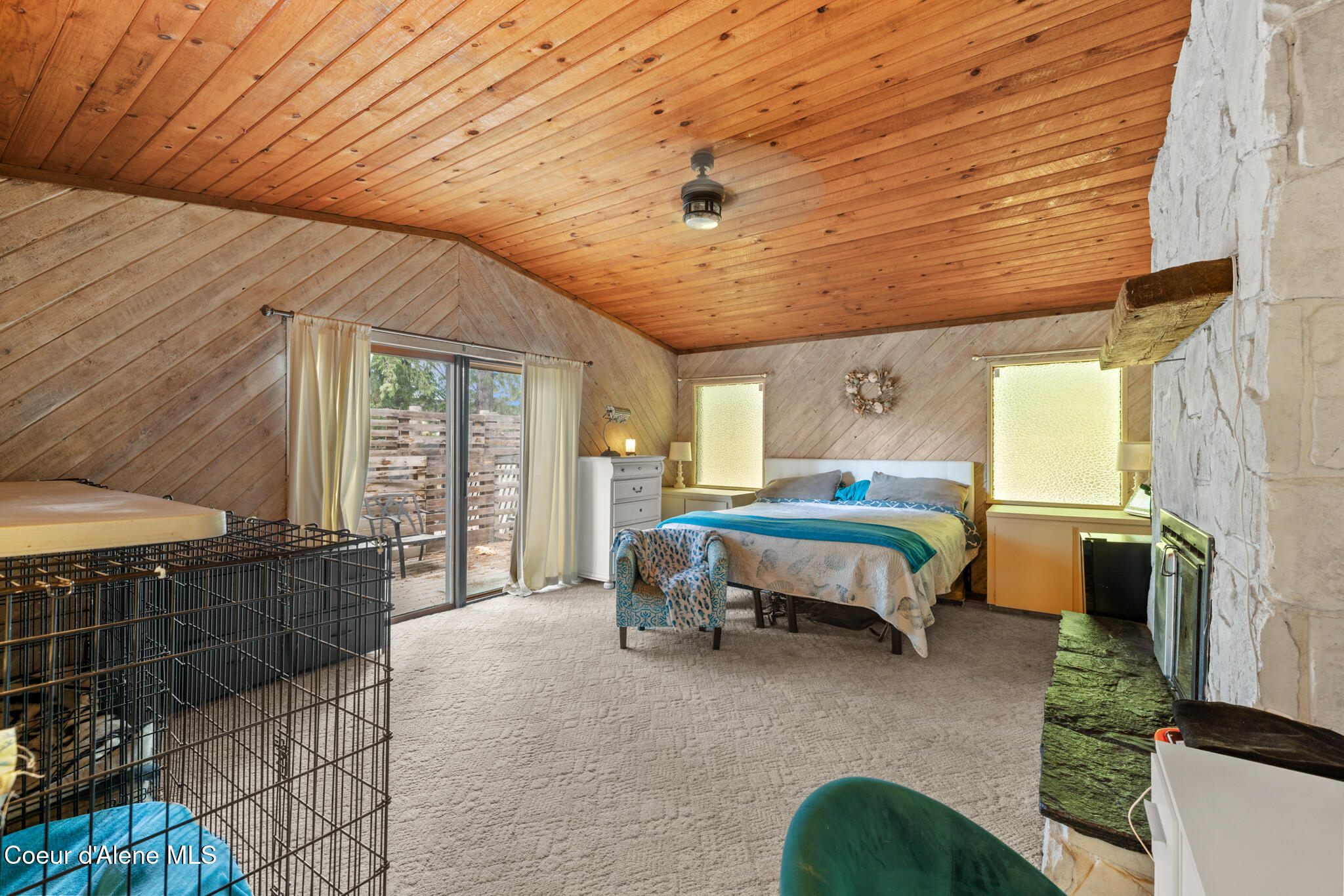 405 Schweitzer Cutoff Road Sandpoint, ID 83864 - Photo 10 of 37 Master Bedroom