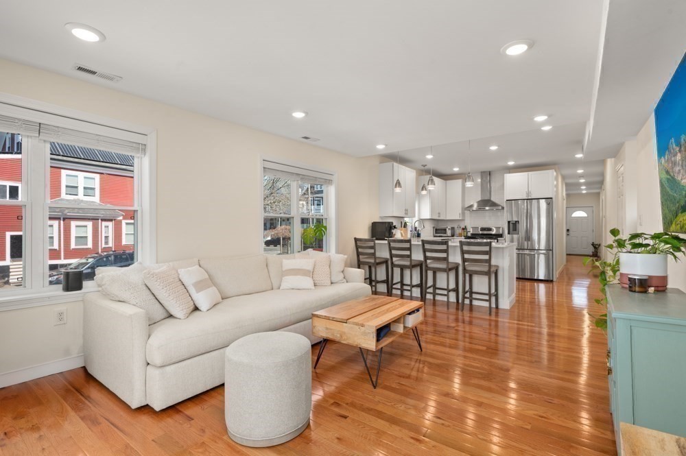 583 Main Street, Unit 583 Medford, MA 02155 - Photo 10 of 36