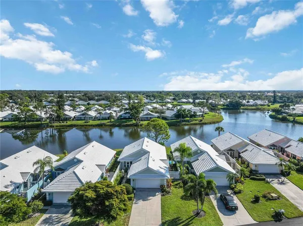 $299,900 | 805 Harrington Lake Drive North, Unit 76, Venice, FL 34293