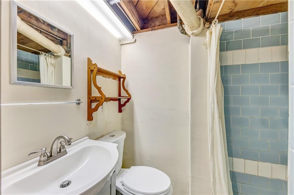 119 Shafer Road Coraopolis, PA 15108 - Photo 19 of 25 Gallery Image 19