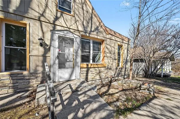 $124,999 | 1613 Clifford Street, St. Joseph, MO 64505