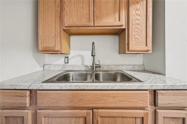 $124,999 | 1613 Clifford Street, St. Joseph, MO 64505