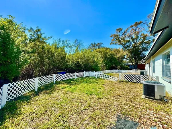 $1,550 | 629 Wildwood Way, Clearwater, FL 33756