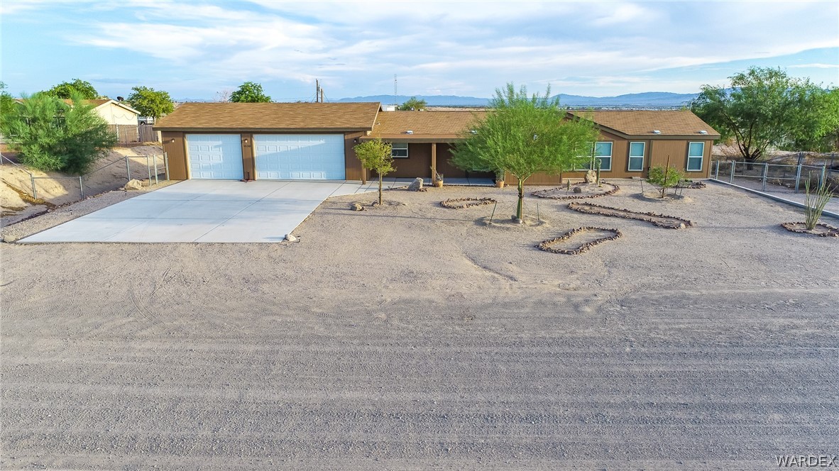 1830 Dunlap Road Fort Mohave, AZ 86426 - Photo 1 of 77 Gallery Image 1
