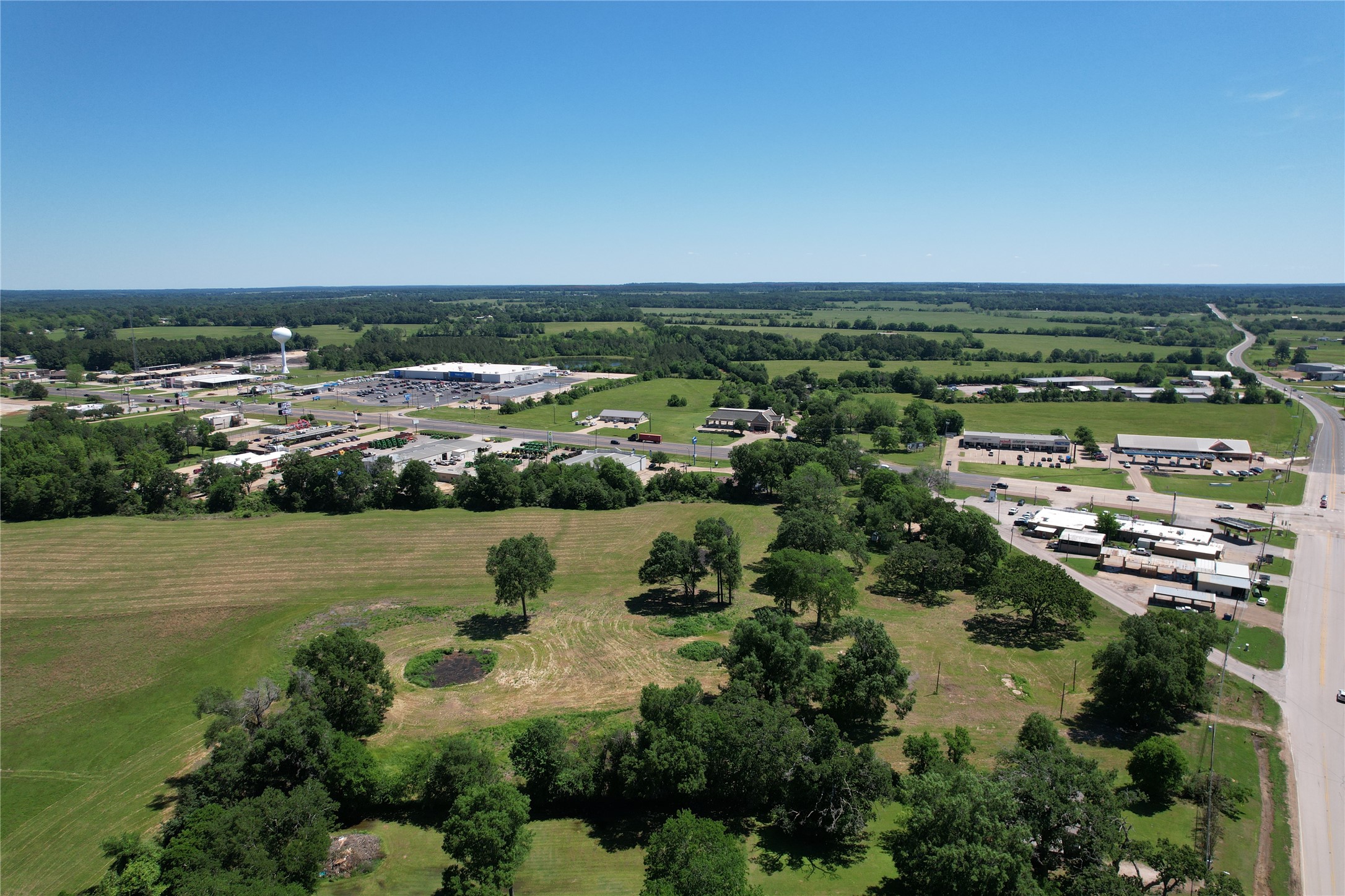 304 East / Joe Kale Road Crockett, TX 75835 - Photo 7 of 21 an aerial view of ocean and residential houses with outdoor space
