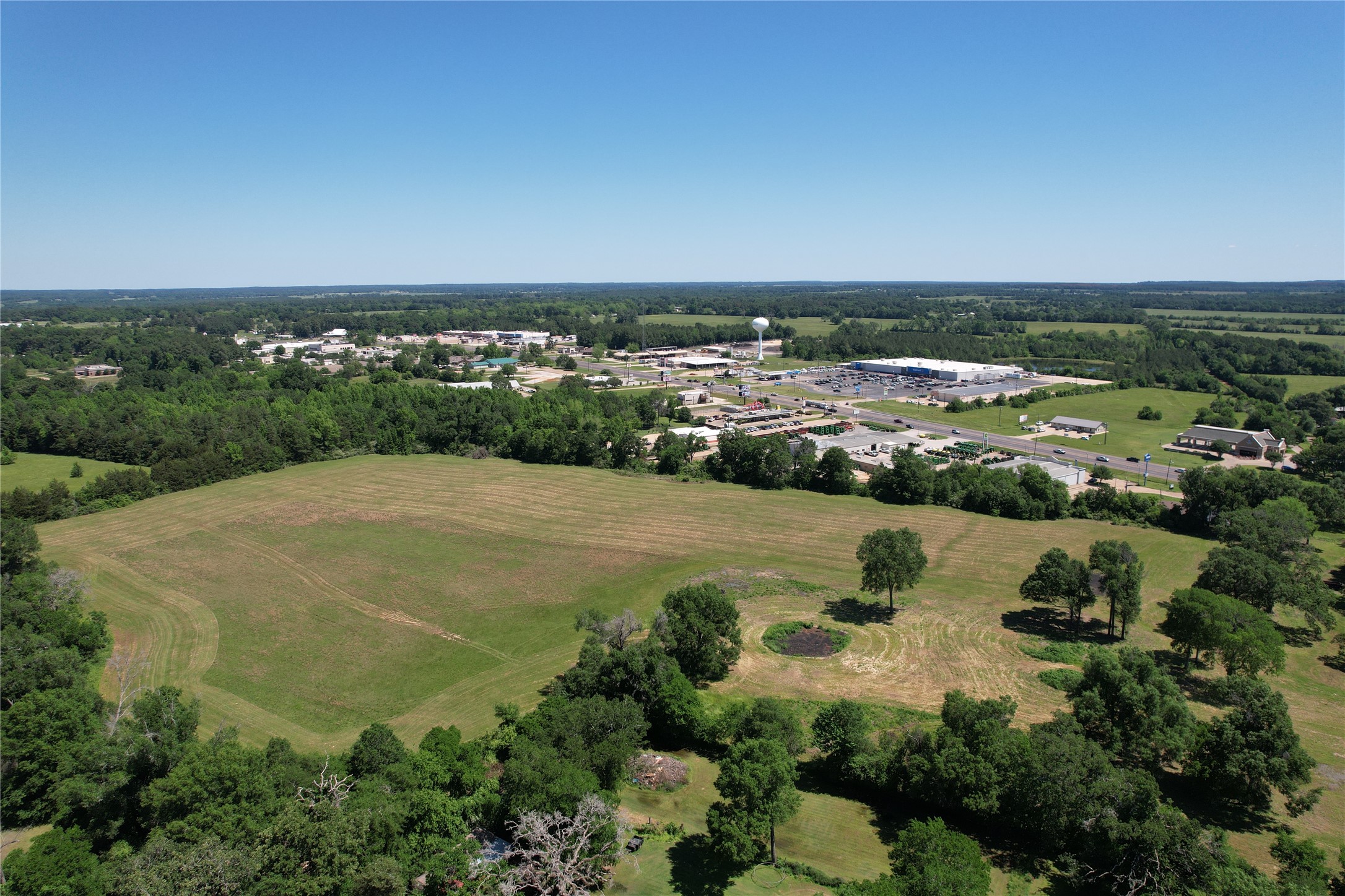 304 East / Joe Kale Road Crockett, TX 75835 - Photo 8 of 21 an aerial view of a house with a yard