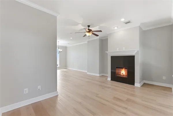 $2,500 | 408 Eichwurzel Lane, Unit D, Houston, TX 77009